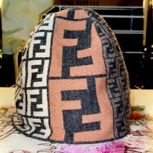 💯✨FENDI BEANIE ✨💯